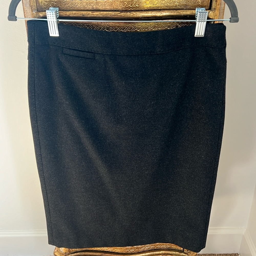 Lan Jaenicke charcoal cashmere pencil skirt size small